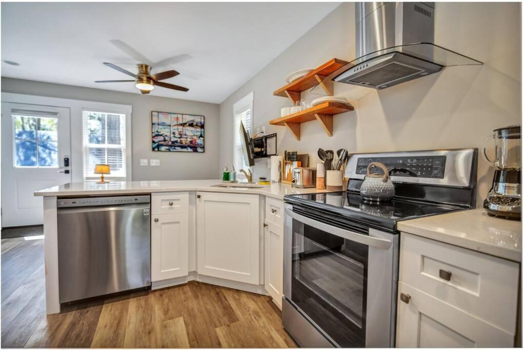 The Bluffton Village Home - 5 Bedroom In Old Town W Carriage Home Экстерьер фото